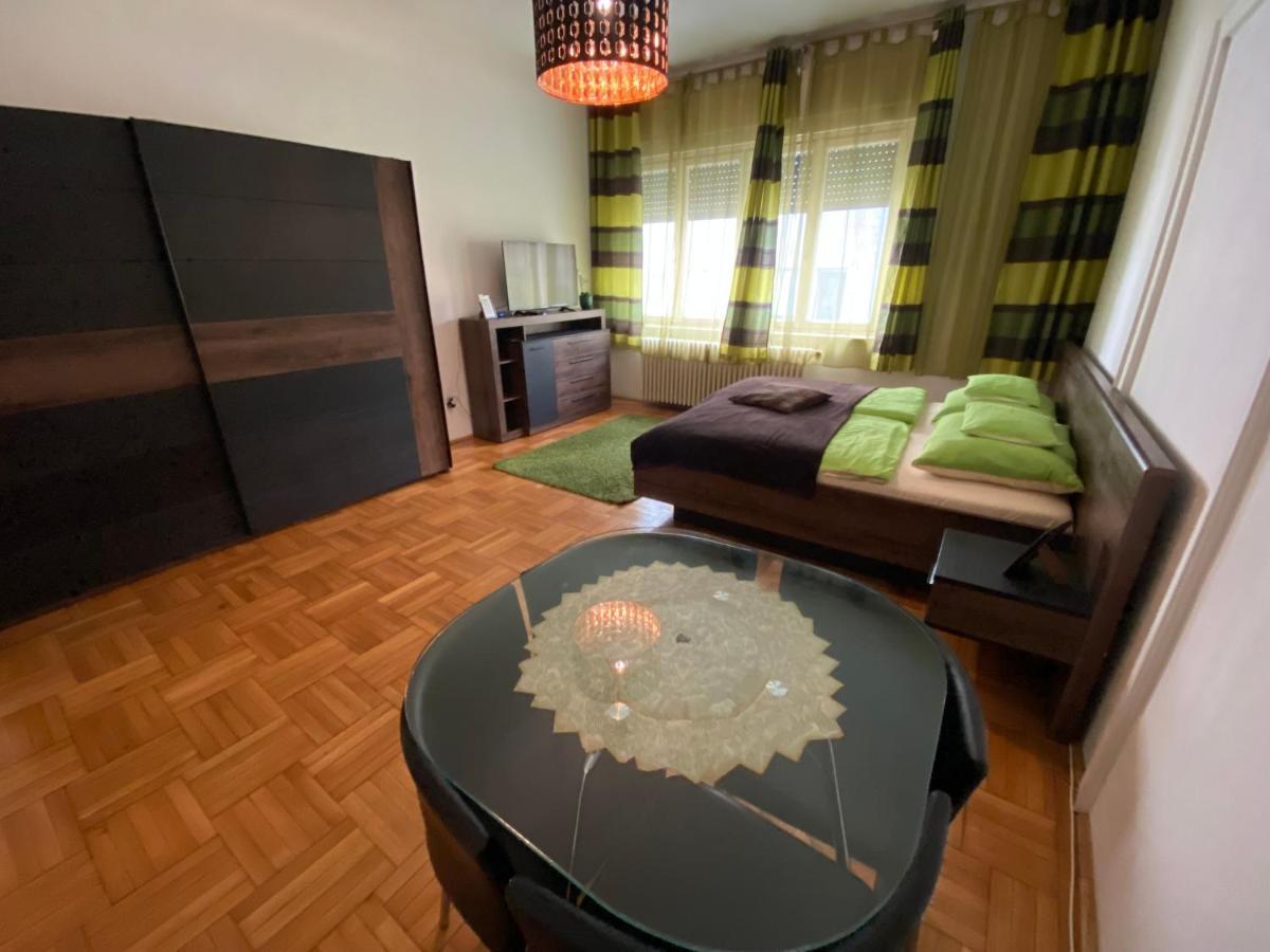 Come & Stay Apartments And Rooms City Center Budapest Bagian luar foto