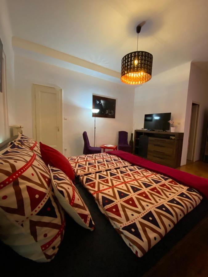 Come & Stay Apartments And Rooms City Center Budapest Bagian luar foto