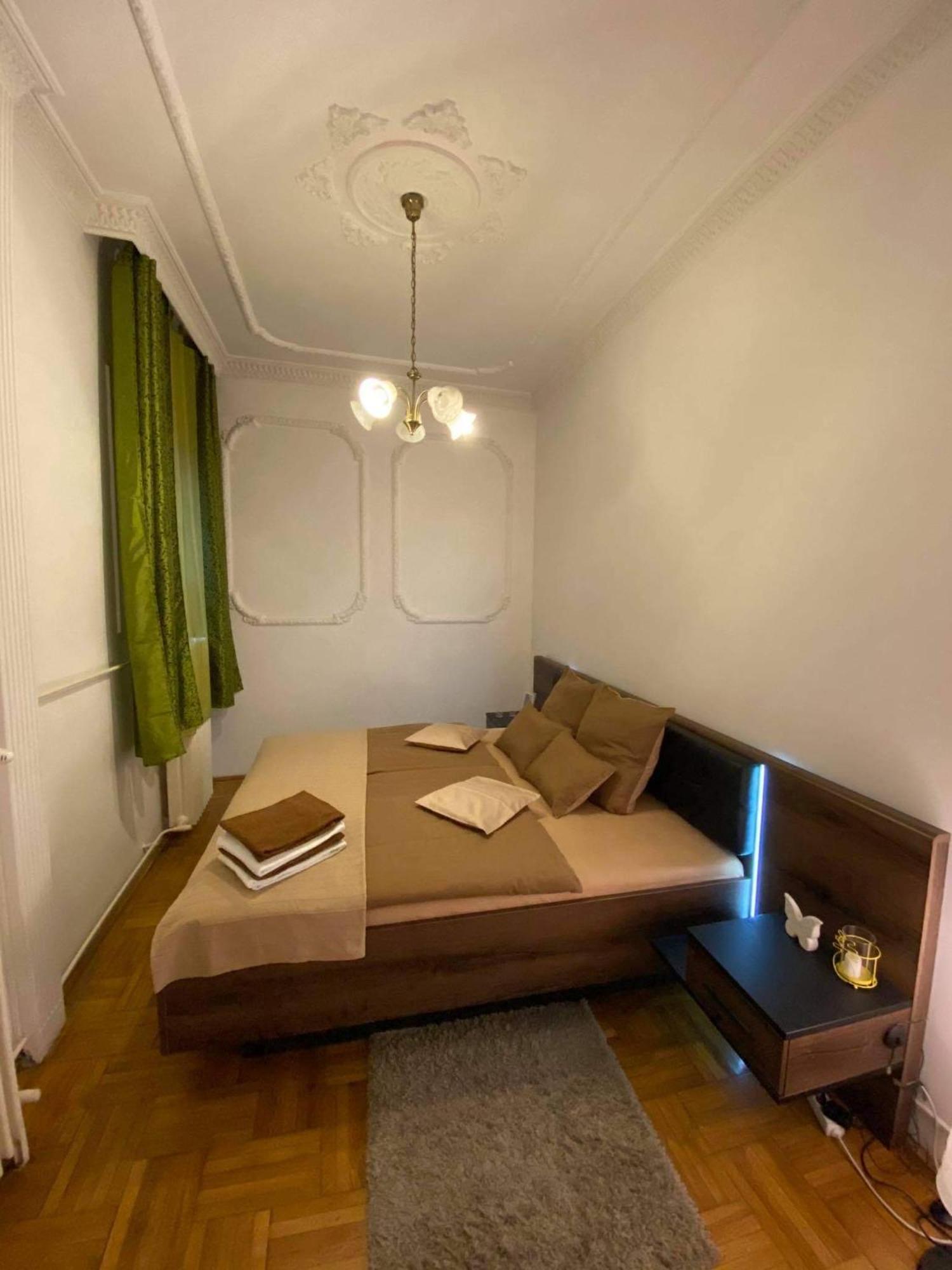 Come & Stay Apartments And Rooms City Center Budapest Bagian luar foto
