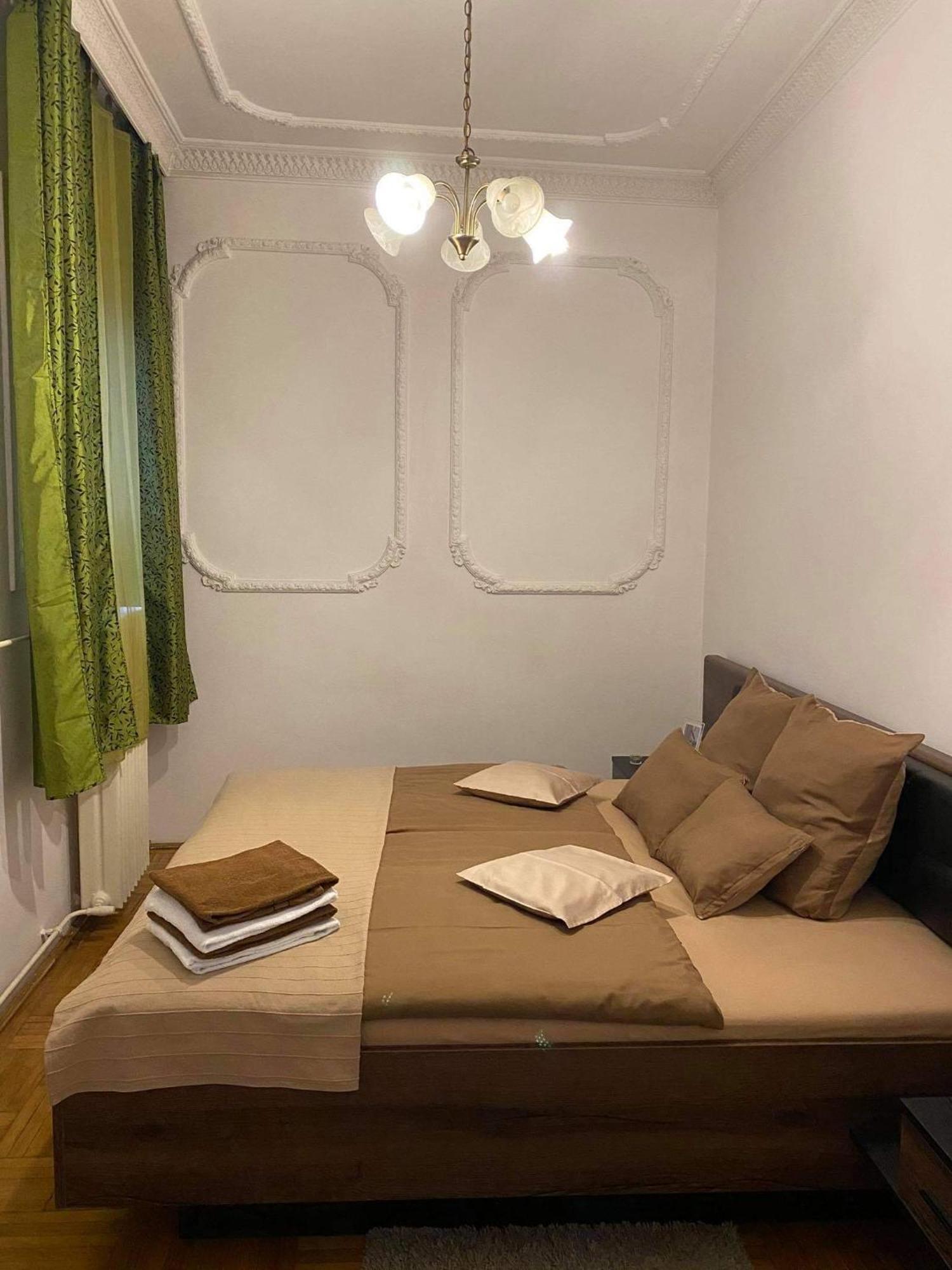 Come & Stay Apartments And Rooms City Center Budapest Bagian luar foto