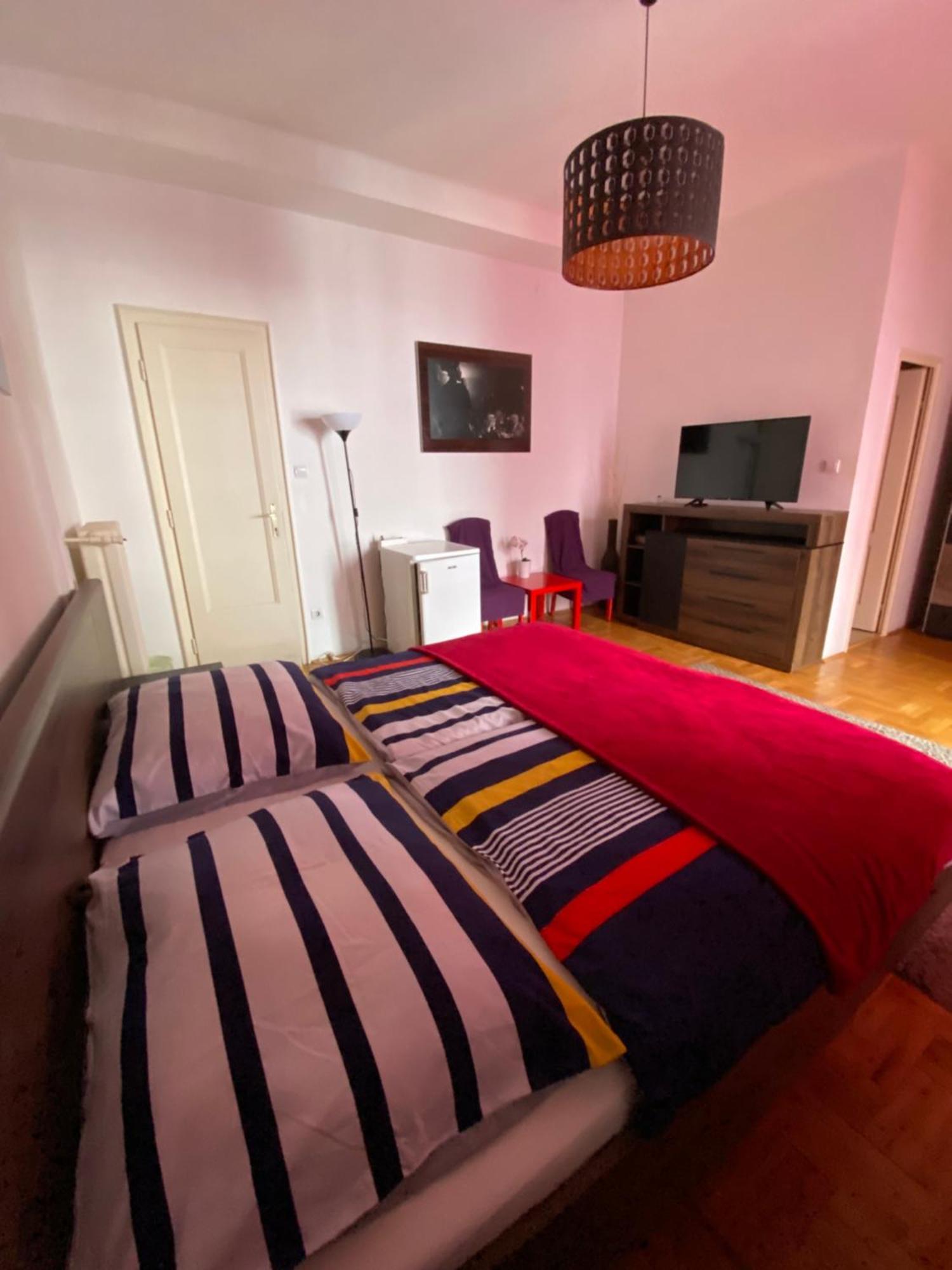Come & Stay Apartments And Rooms City Center Budapest Bagian luar foto