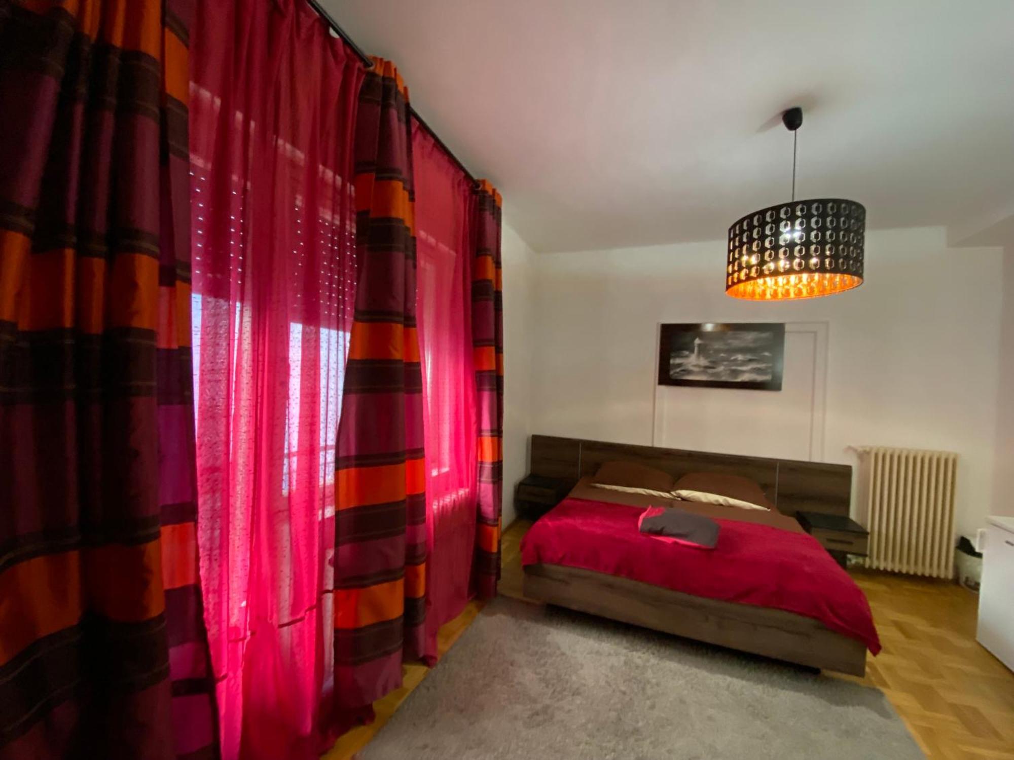 Come & Stay Apartments And Rooms City Center Budapest Bagian luar foto