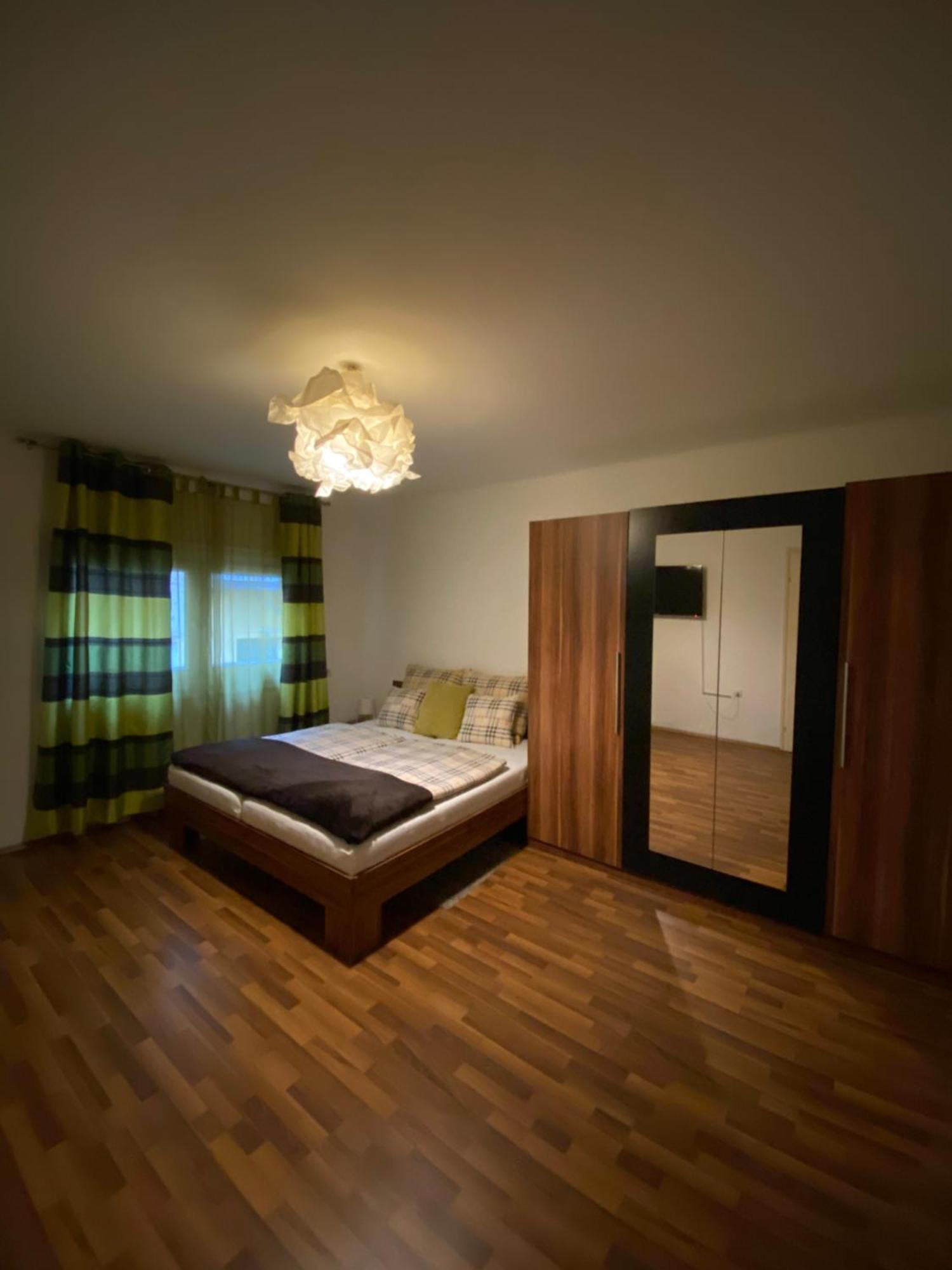 Come & Stay Apartments And Rooms City Center Budapest Bagian luar foto
