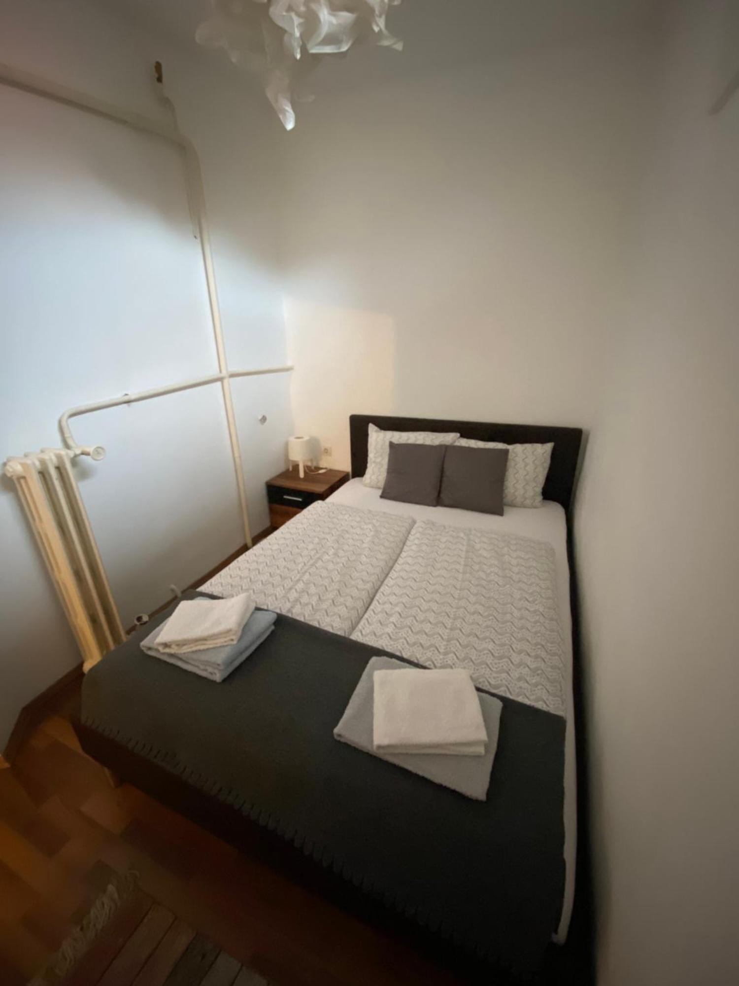 Come & Stay Apartments And Rooms City Center Budapest Bagian luar foto